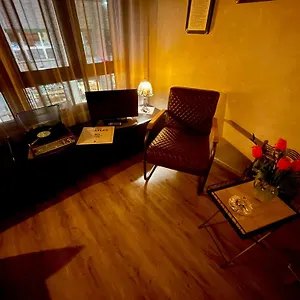 la-maison-nel-cuore-di-genova.hotelitalianriviera.com/